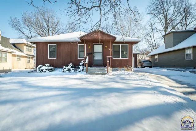 $205,000 | 1038 Southwest Randolph Avenue, Topeka, KS 66604