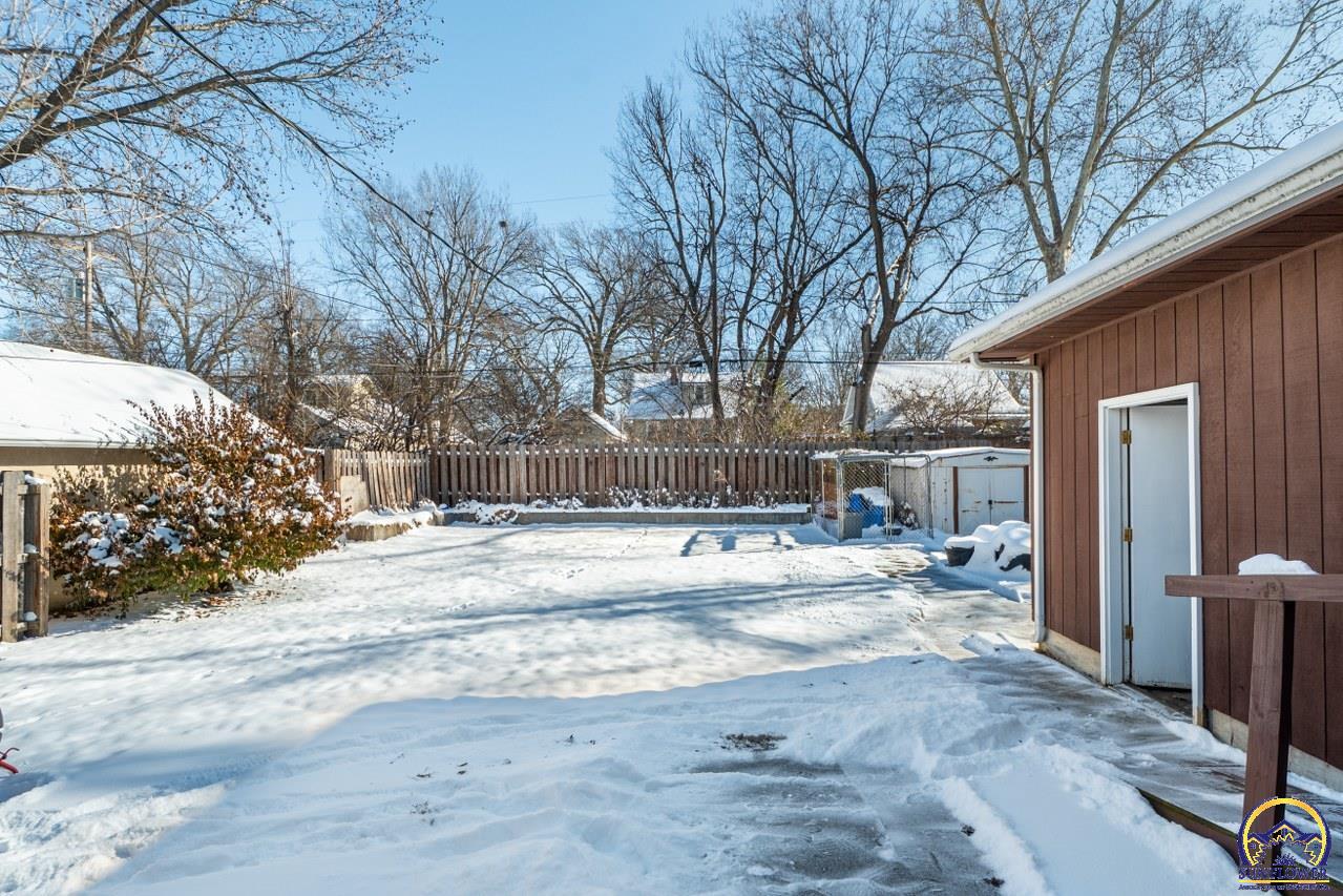 1038 Southwest Randolph Avenue Topeka, KS 66604 - Photo 46 of 46