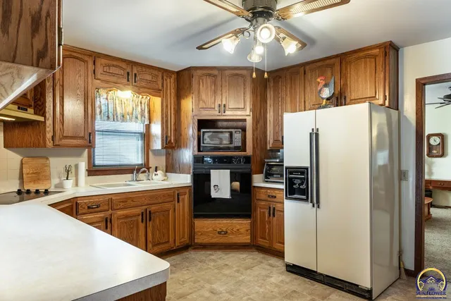 $205,000 | 1038 Southwest Randolph Avenue, Topeka, KS 66604