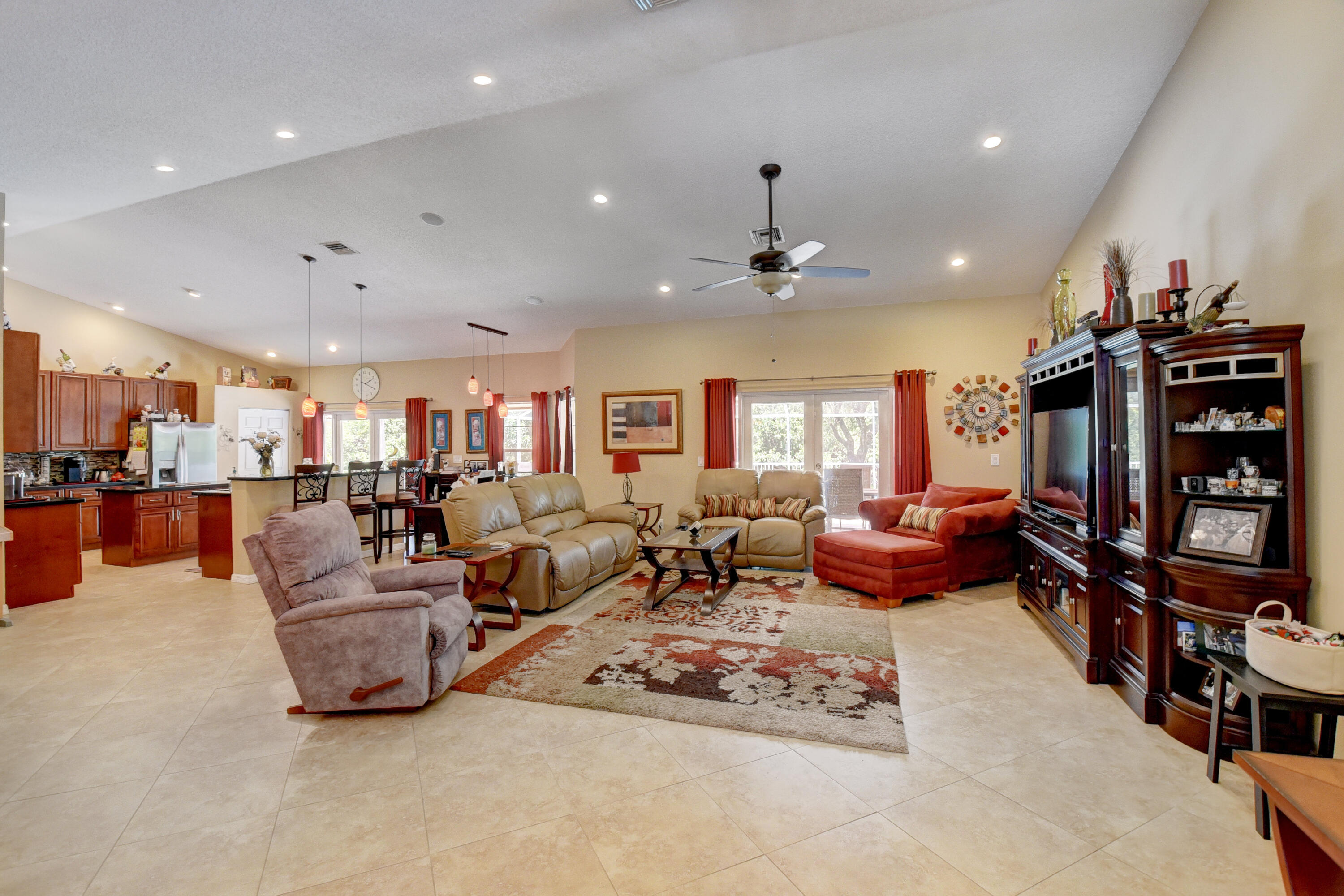 11862 Island Lakes Lane Boca Raton, FL 33498 - Photo 14 of 43 Great Room / Family Room