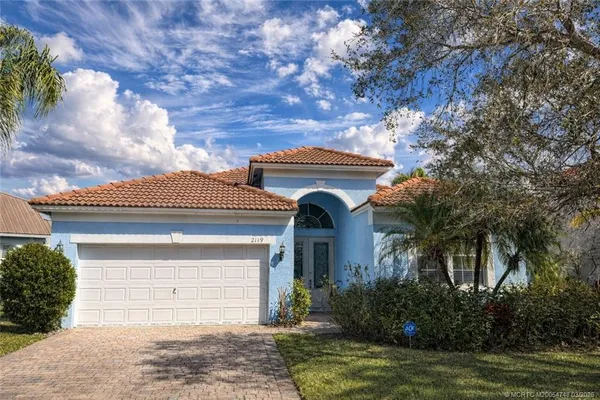 $449,900 | 2119 Northwest Marsh Rabbit Lane, Jensen Beach, FL 34957