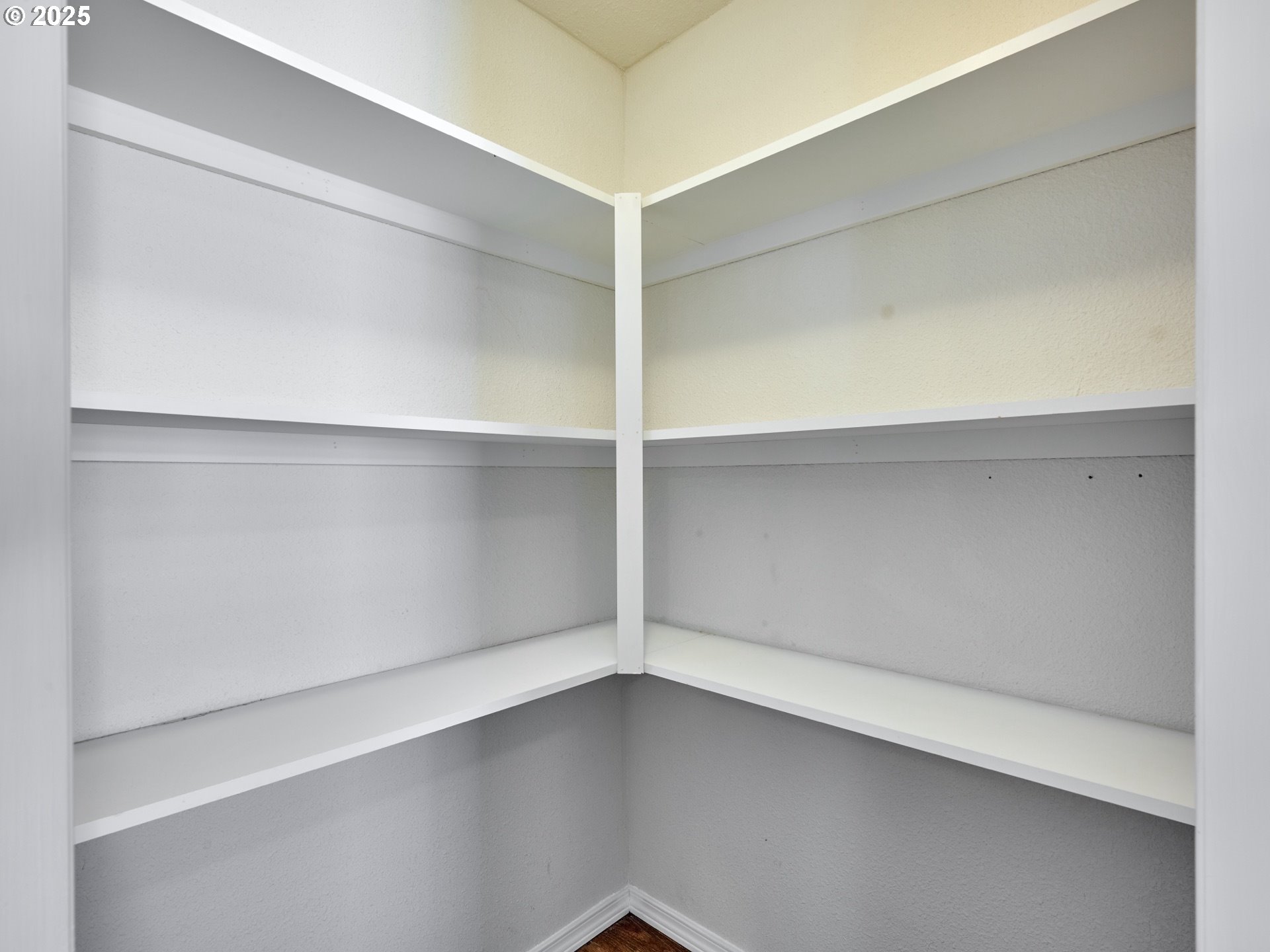 321 Southwest James Street Willamina, OR 97396 - Photo 11 of 30 Gallery Image 11