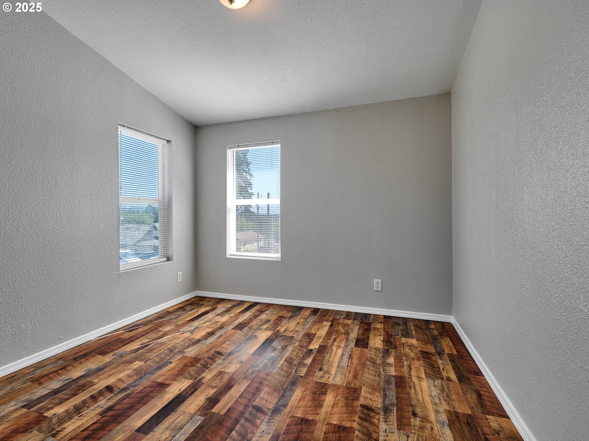 321 Southwest James Street Willamina, OR 97396 - Photo 18 of 30 Gallery Image 18