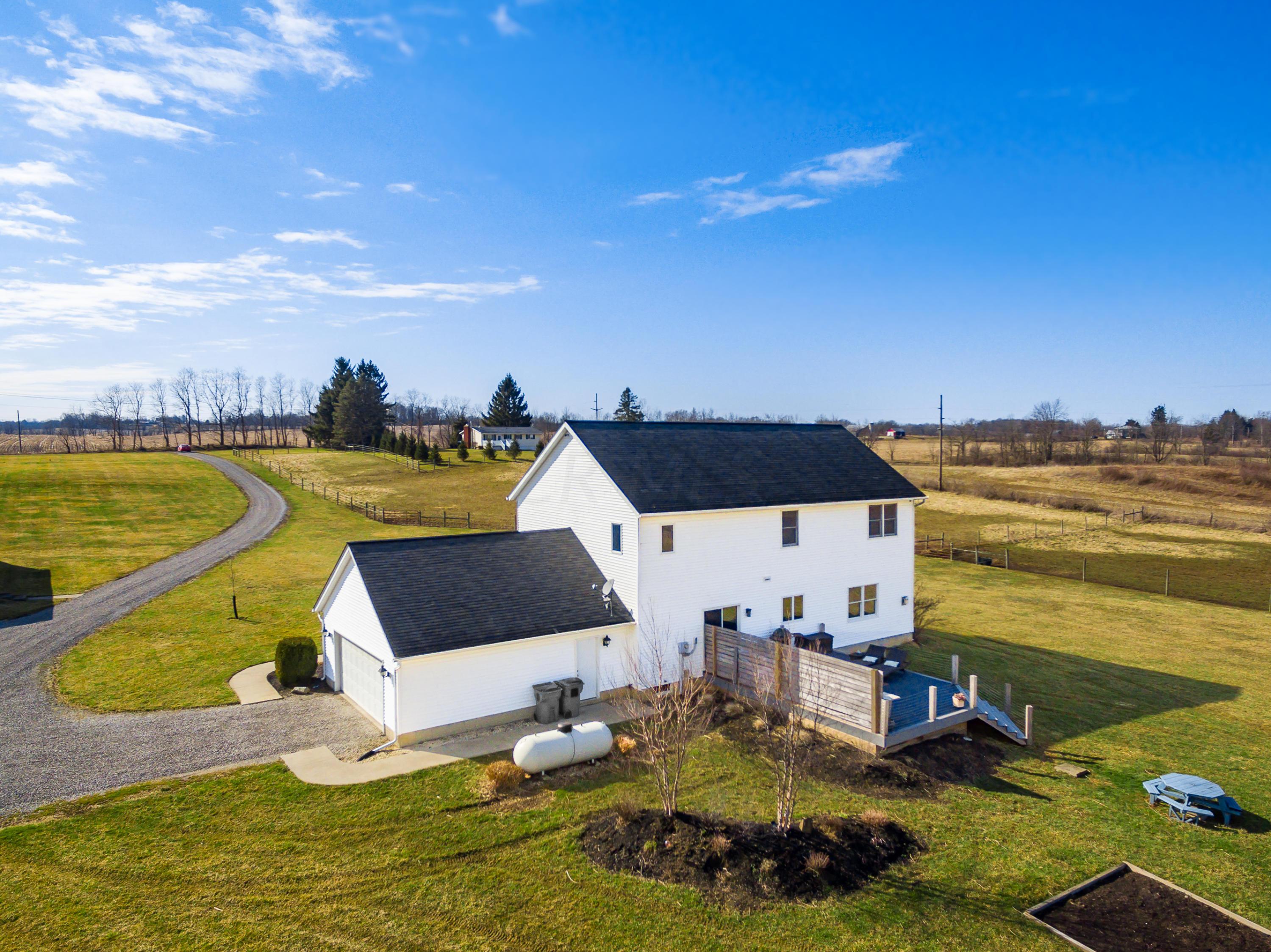 6130 Sharp Road Mount Vernon, OH 43050 - Photo 8 of 49