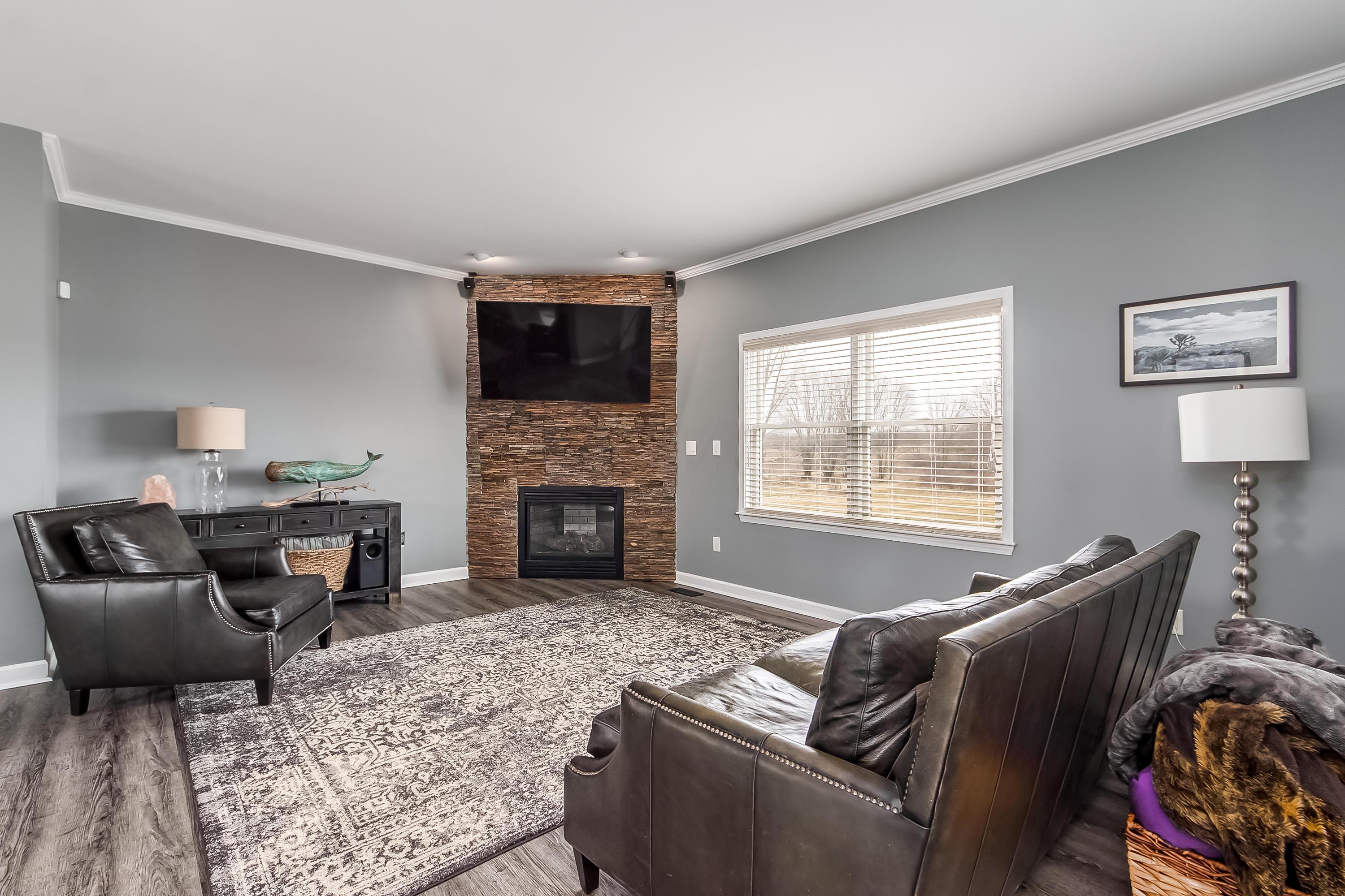 6130 Sharp Road Mount Vernon, OH 43050 - Photo 9 of 49