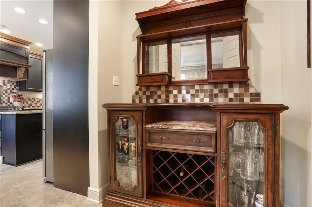 661 Rue Orleans Mandeville, LA 70471 - Photo 10 of 31 Gallery Image 10