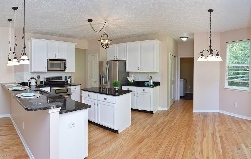 9126 Prairie Ridge Place Indianapolis, IN 46256 - Photo 17 of 44 Gallery Image 17