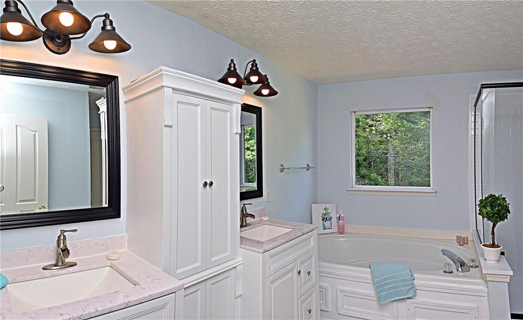 9126 Prairie Ridge Place Indianapolis, IN 46256 - Photo 26 of 44 Gallery Image 26