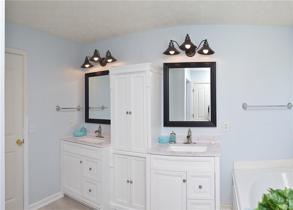 9126 Prairie Ridge Place Indianapolis, IN 46256 - Photo 27 of 44 Gallery Image 27