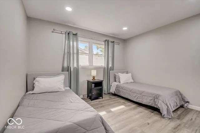 $1,900 | 2203 Cord Street, Speedway, IN 46224