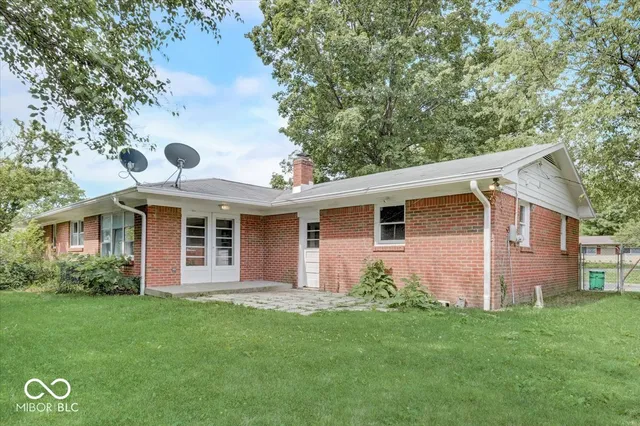 $1,900 | 2203 Cord Street, Speedway, IN 46224