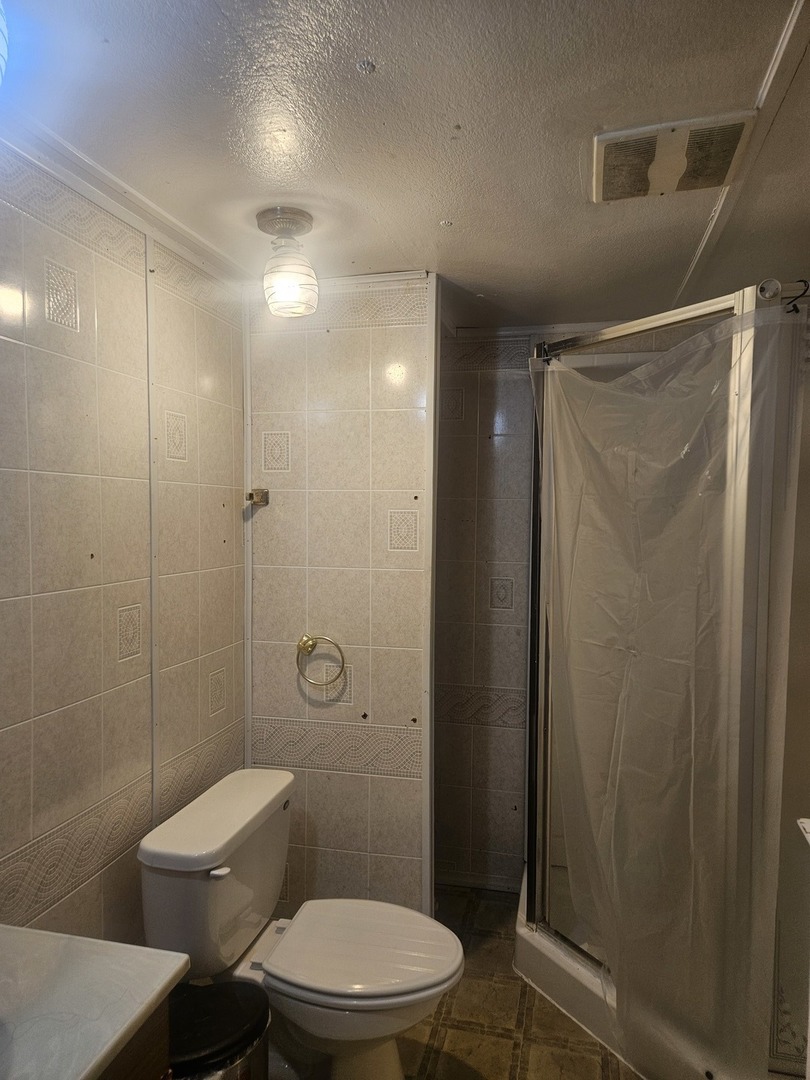 1147 Rural Street, Unit 17 Aurora, IL 60505 - Photo 6 of 8