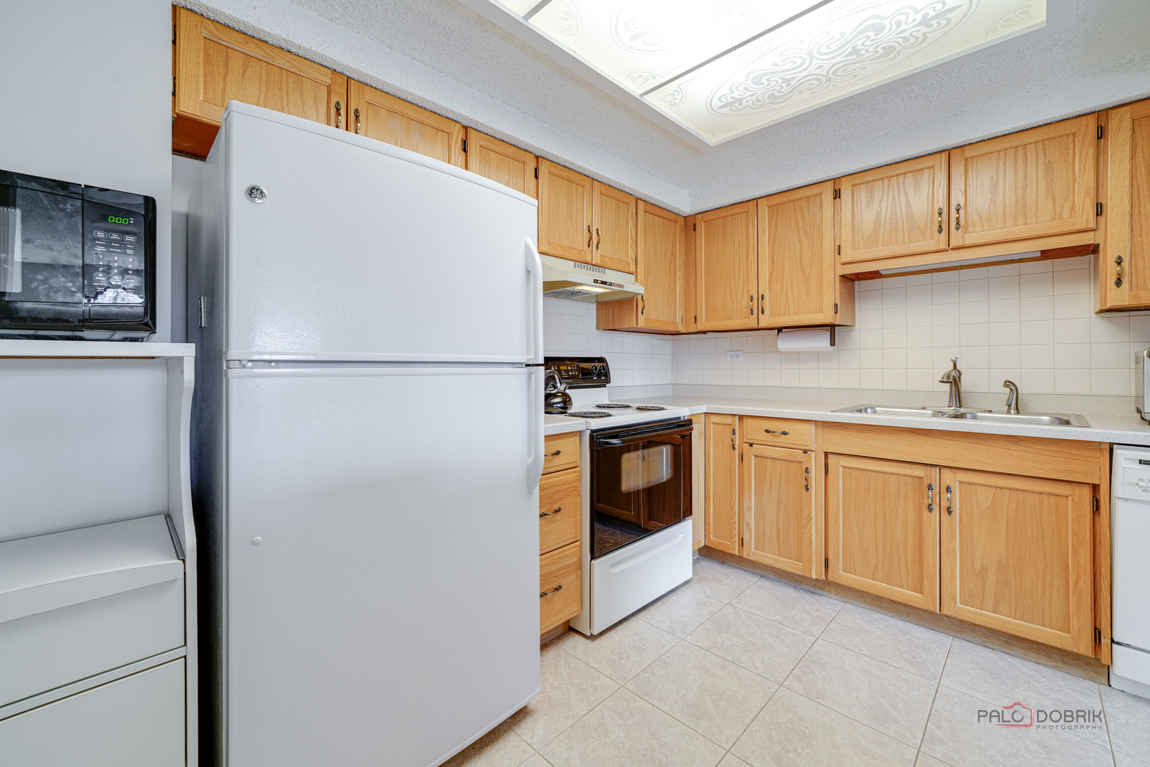 690 Chandler Road, Unit 209 Gurnee, IL 60031 - Photo 7 of 24 Gallery Image 7