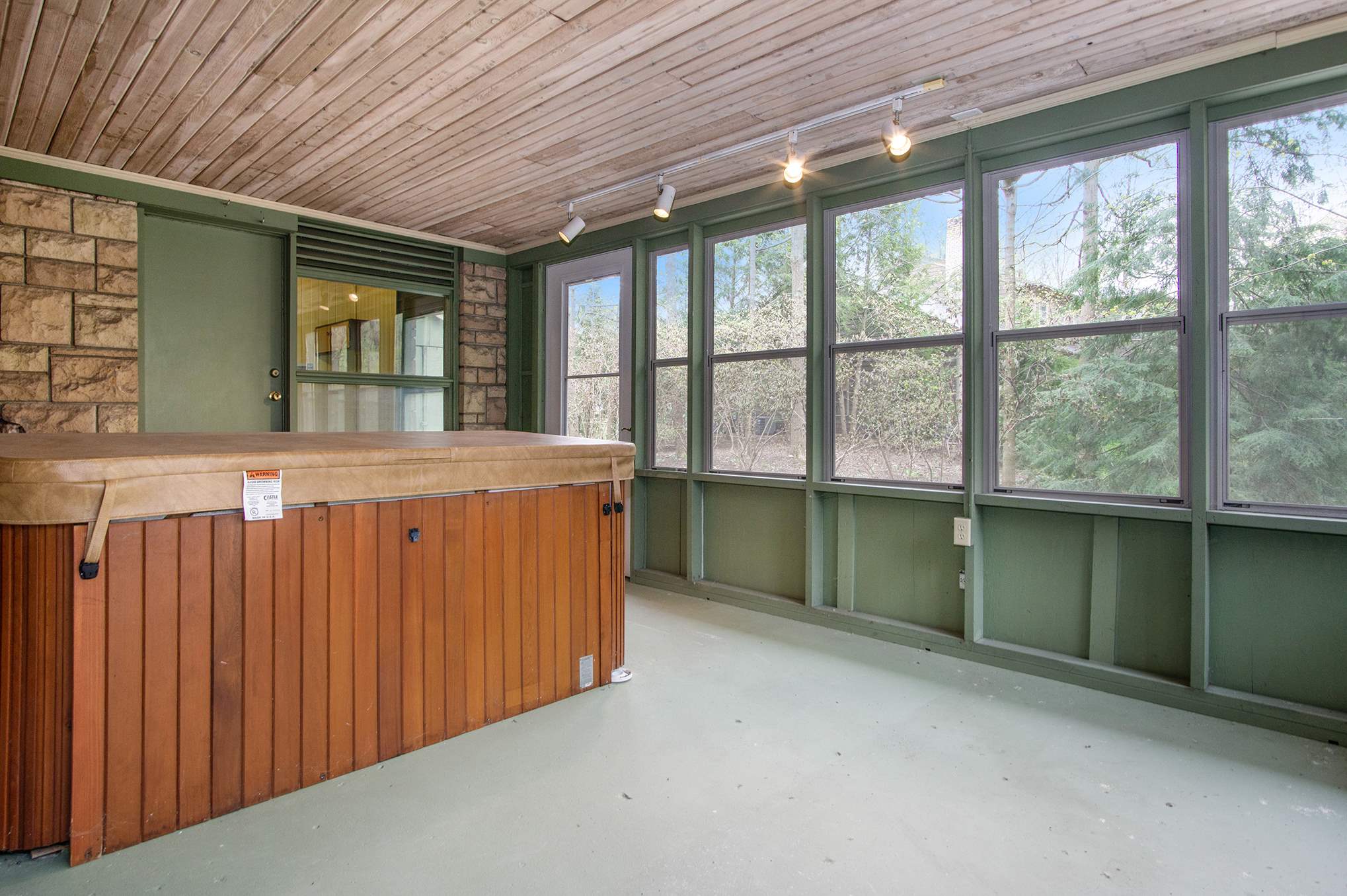 1244 Garland Road South Bend, IN 46614 - Photo 15 of 35 Gallery Image 15