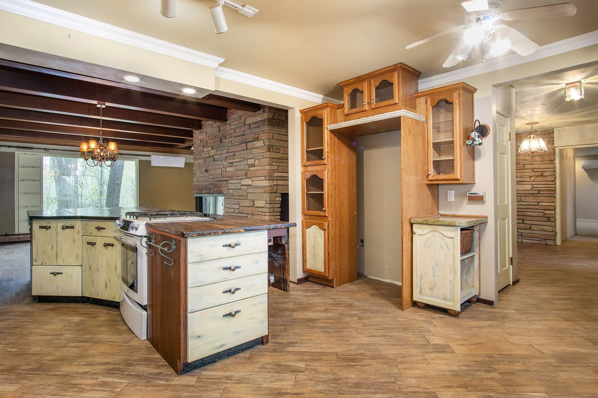 1244 Garland Road South Bend, IN 46614 - Photo 9 of 35 Gallery Image 9