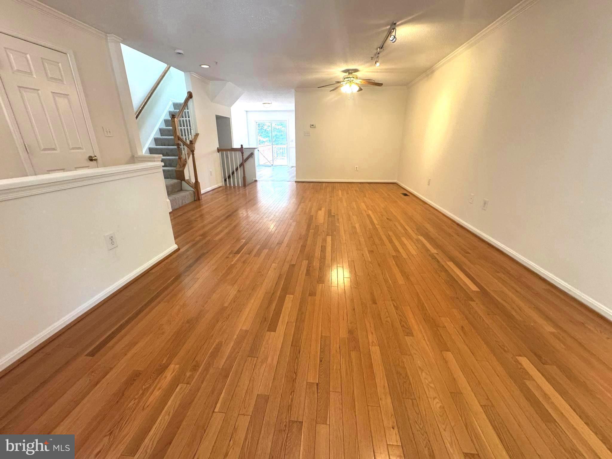 15110 Deer Valley Terrace Silver Spring, MD 20906 - Photo 5 of 32 Dinning room