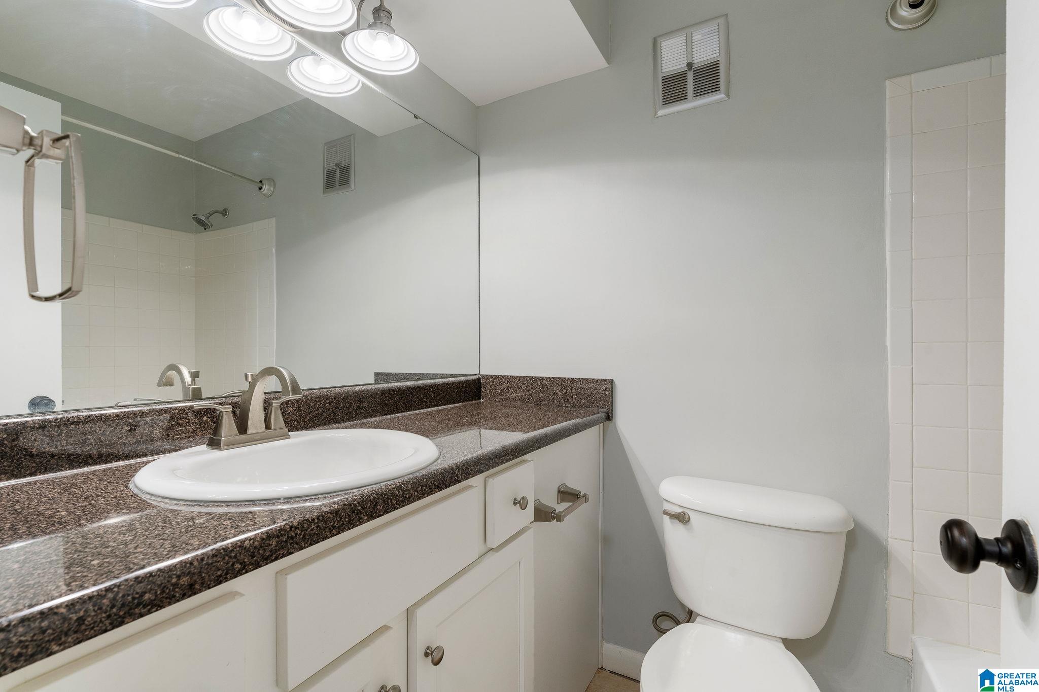 3350 Altamont Road South, Unit A8 Birmingham, AL 35205 - Photo 17 of 25