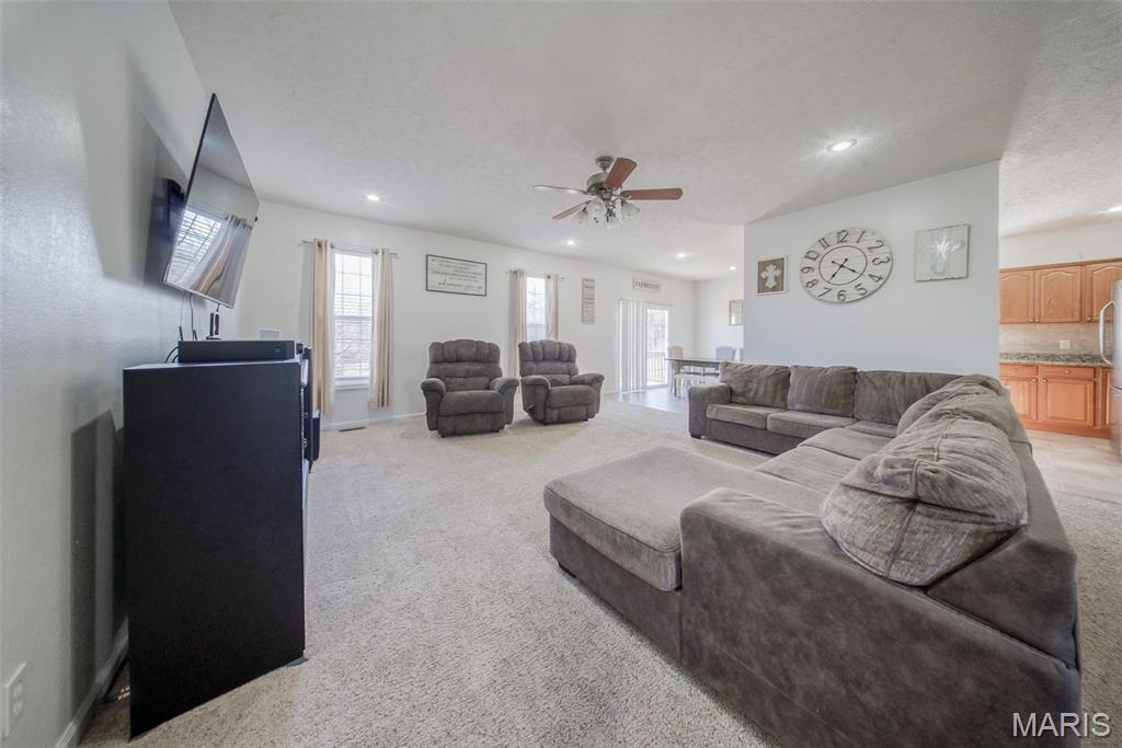 15950 Springhill Drive Rolla, MO 65401 - Photo 12 of 97