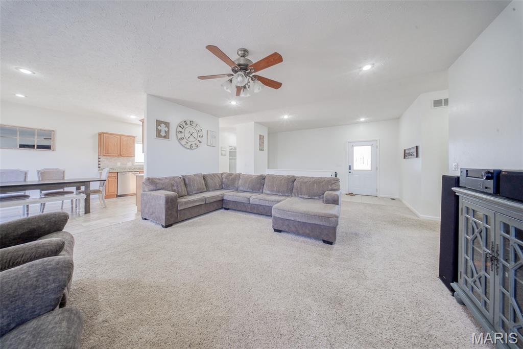 15950 Springhill Drive Rolla, MO 65401 - Photo 14 of 97