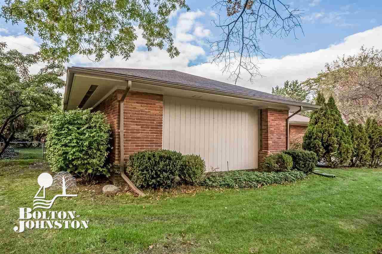 411 Barclay Road Grosse Pointe Farms, MI 48236 - Photo 44 of 46