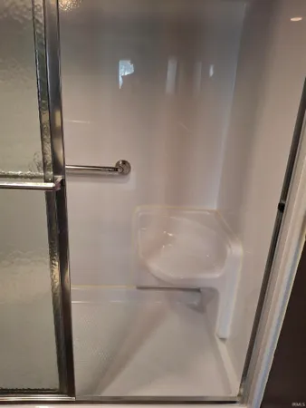 615 South Hamsher Street, Garrett, IN 46738