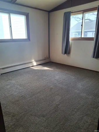 615 South Hamsher Street, Garrett, IN 46738