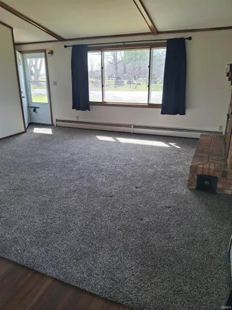615 South Hamsher Street, Garrett, IN 46738