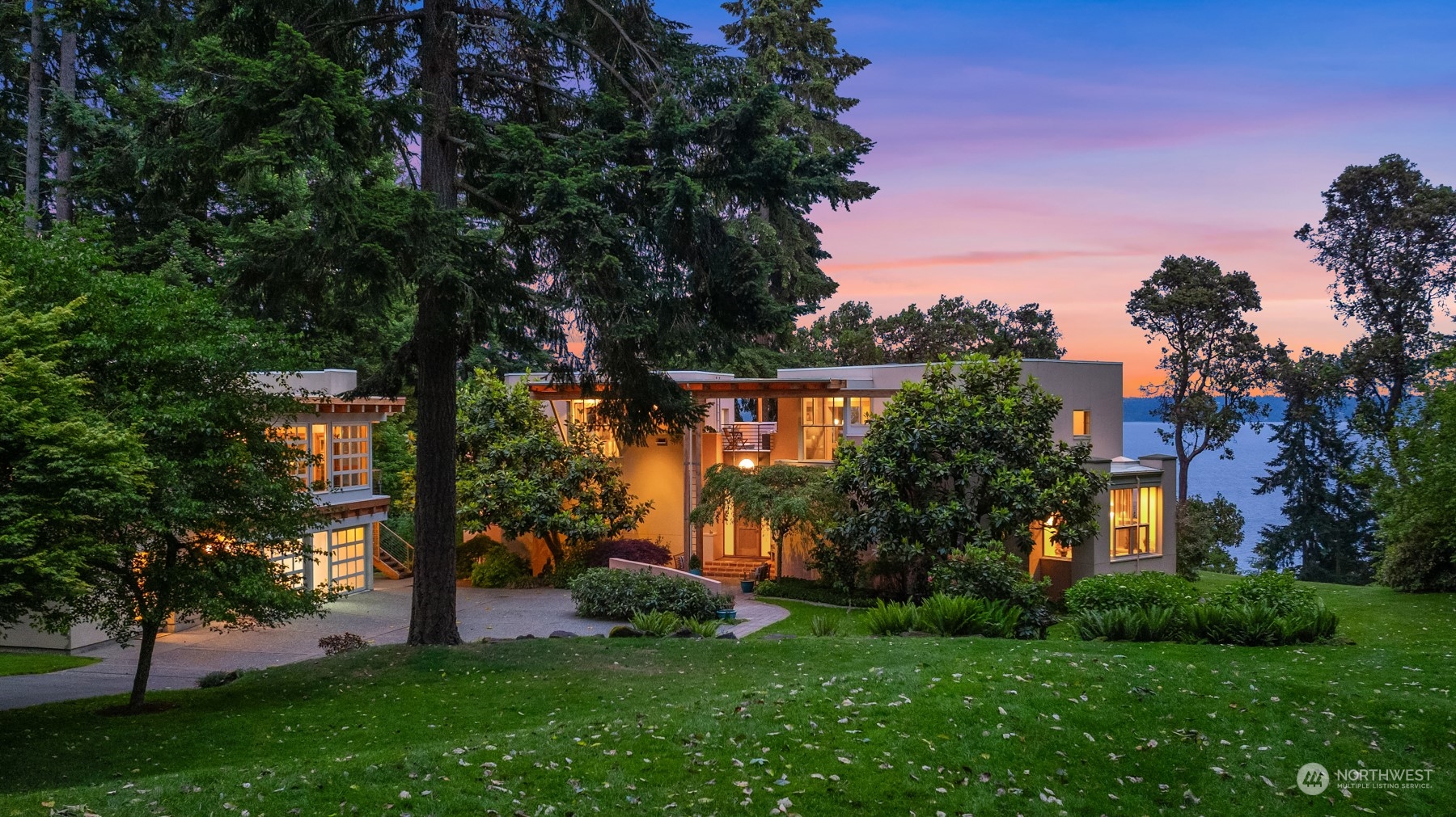 12601 Cunliffe Road Southwest Vashon, WA 98070 - Photo 1 of 40 Gallery Image 1