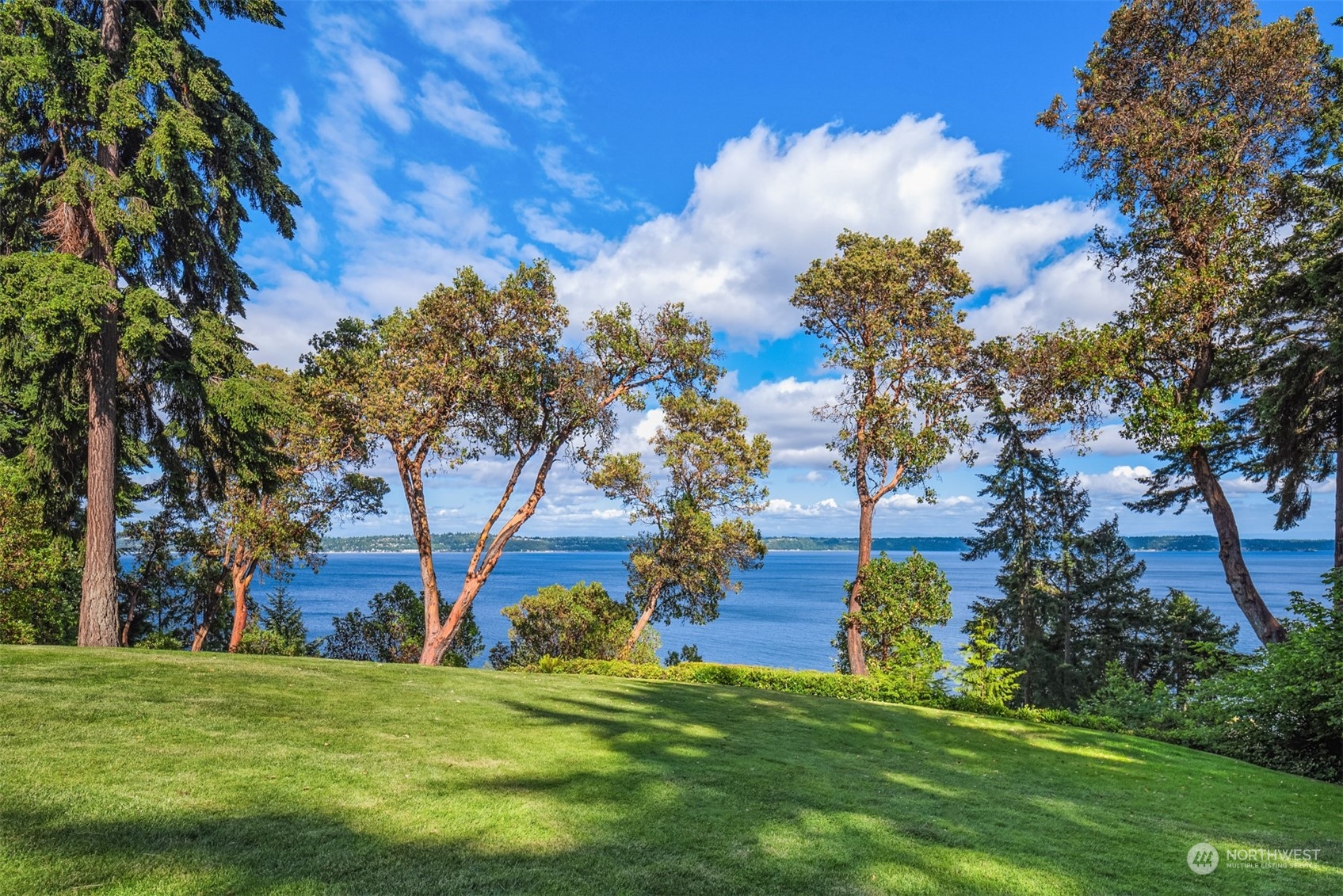 12601 Cunliffe Road Southwest Vashon, WA 98070 - Photo 36 of 40 Gallery Image 36