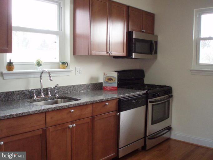 11015 Cone Lane Silver Spring, MD 20902 - Photo 5 of 10 Kitchen