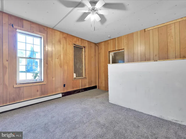 $219,000 | 722 East Mountain Road, Hegins, PA 17938