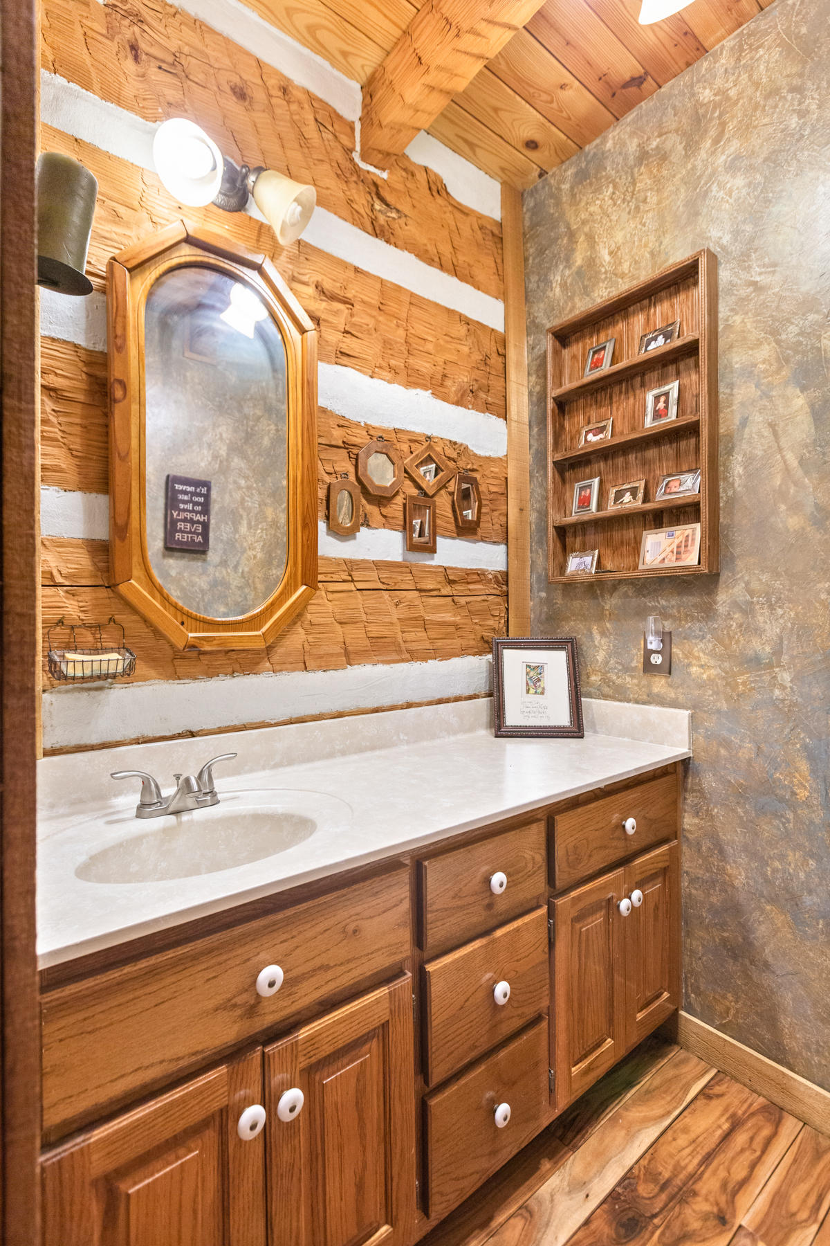 2790 Salem Valley Road Ringgold, GA 30736 - Photo 27 of 43 Bathroom