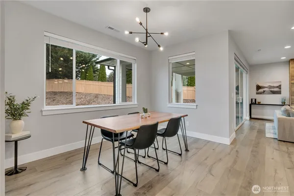 $899,990 | 6106 232nd Avenue East, Buckley, WA 98321