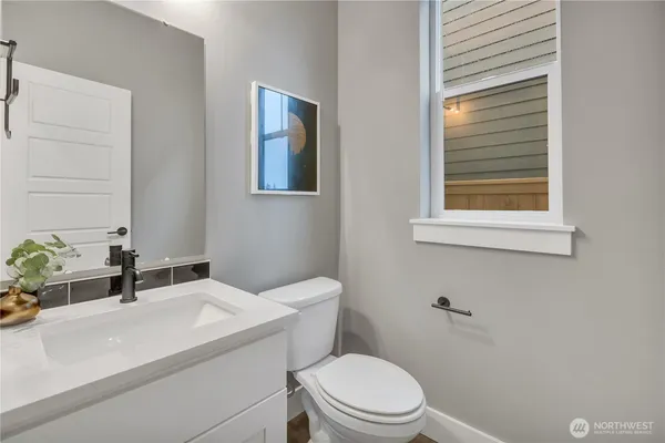 $899,990 | 6106 232nd Avenue East, Buckley, WA 98321