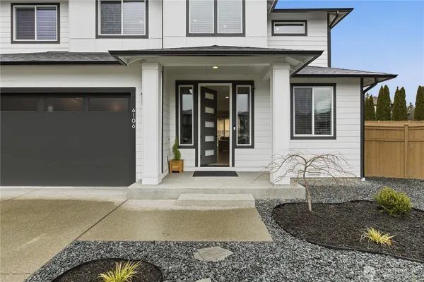 $899,990 | 6106 232nd Avenue East, Buckley, WA 98321