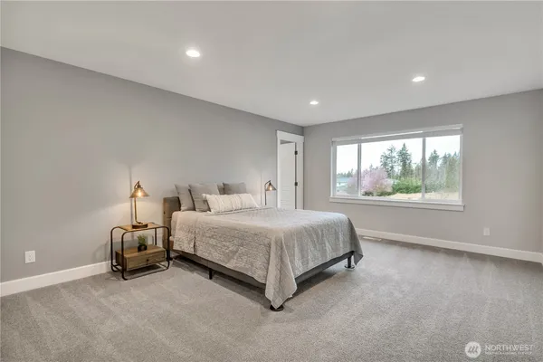 $899,990 | 6106 232nd Avenue East, Buckley, WA 98321