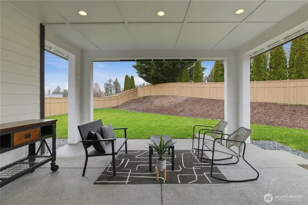 $899,990 | 6106 232nd Avenue East, Buckley, WA 98321