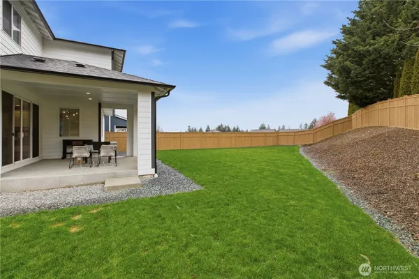 $899,990 | 6106 232nd Avenue East, Buckley, WA 98321