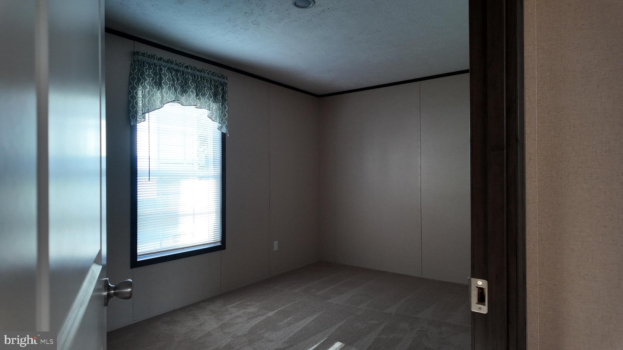 2114 Scull Street Lebanon, PA 17046 - Photo 7 of 11