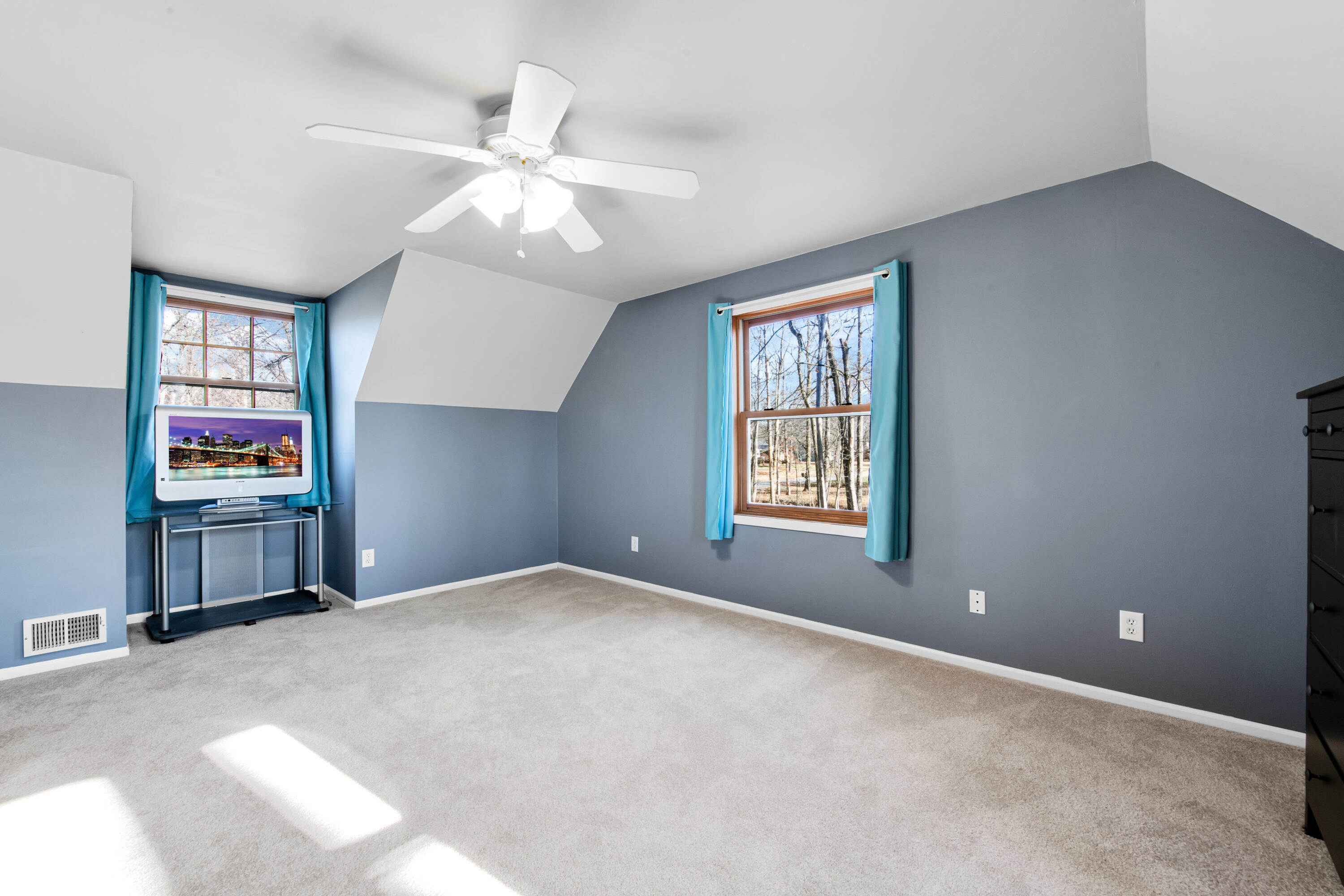 9205 Lake Road Grosse Ile, MI 48138 - Photo 15 of 42 9205 Lake Road - HD Drone Photography_13