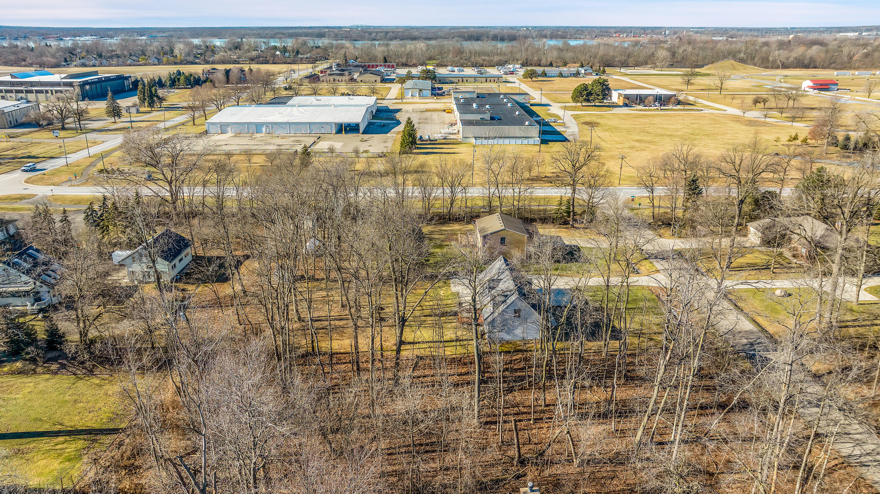 9205 Lake Road Grosse Ile, MI 48138 - Photo 37 of 42 9205 Lake Road - HD Drone Photography_37
