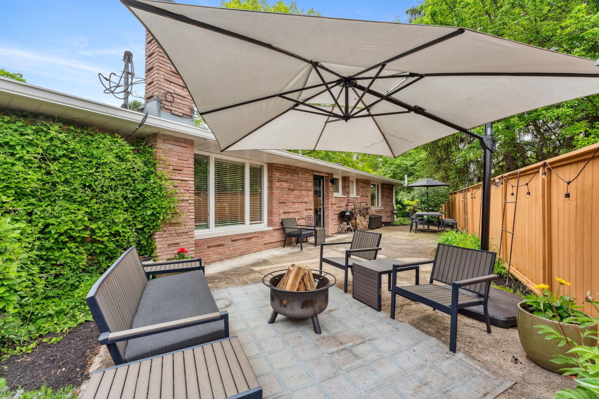 2579 Middlesex Road Upper Arlington, OH 43220 - Photo 70 of 92 Private Back Patio