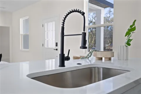 a close view of sink and tap