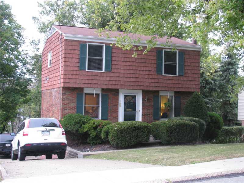 152 Parkedge Road Green Tree, PA 15220 - Photo 2 of 24 Exterior Front.