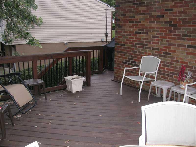 152 Parkedge Road Green Tree, PA 15220 - Photo 20 of 24 Patio/Deck.