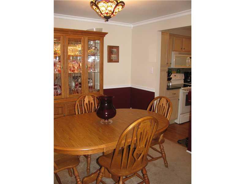 152 Parkedge Road Green Tree, PA 15220 - Photo 8 of 24 Dining Room.