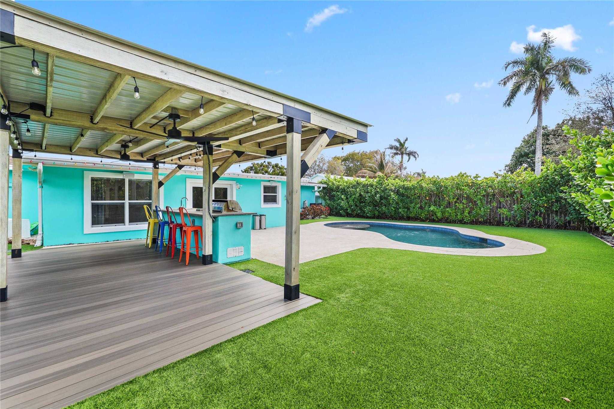 413 Philadelphia Drive Jupiter, FL 33458 - Photo 26 of 35 a view of a backyard