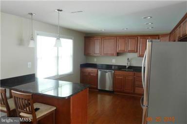 5033 Nicholas Road Waldorf, MD 20601 - Photo 3 of 17 Kitchen
