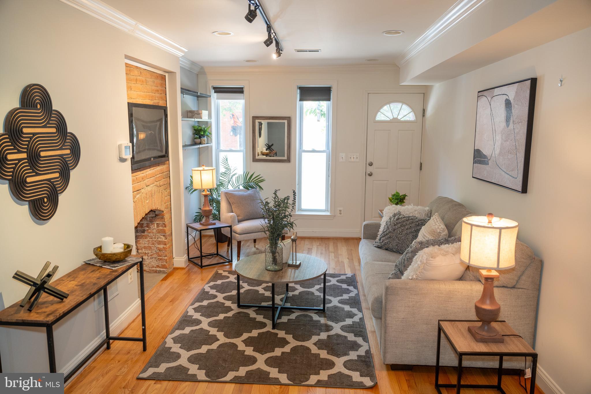 1229 Riverside Avenue Baltimore, MD 21230 - Photo 15 of 81