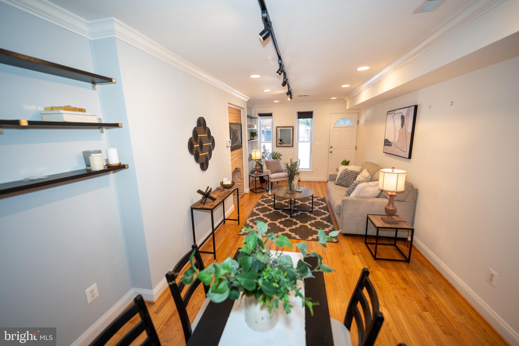 1229 Riverside Avenue Baltimore, MD 21230 - Photo 6 of 81